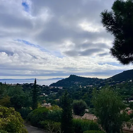 Pramousiquer D23 شقة *