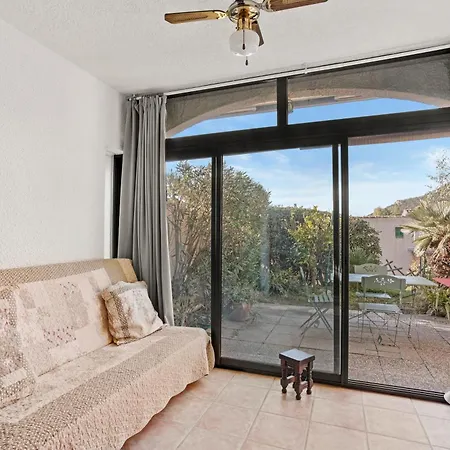 Pramousiquer D23 شقة *